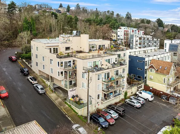 3022 SW Bradford Street #2, Seattle, WA 98126