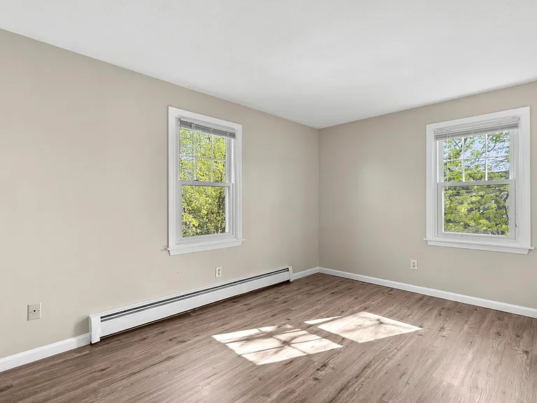 11 Fern St #B — Photo 15
