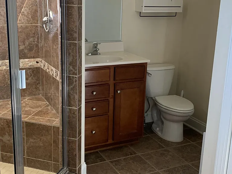 2220 Merseyside Dr — Photo 10