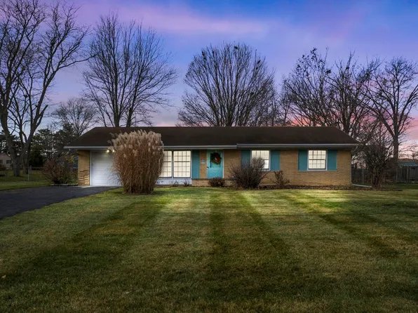 3735 Pineview Dr, Fort Wayne, IN 46815