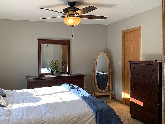 3rd image of 4050 Starling Dr