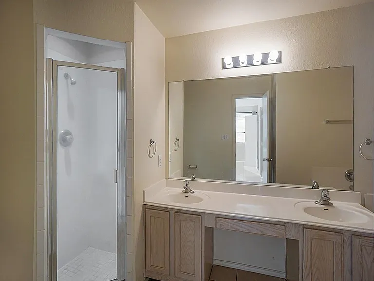 121 Shenandoah Trl — Photo 10