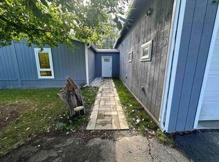 611 Holiday Rd, North Pole, AK 99705