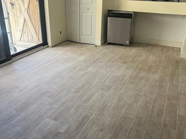 2318 Waterside Dr — Photo 8