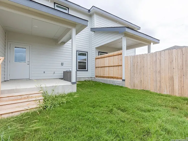 173 Damon Dr — Photo 23