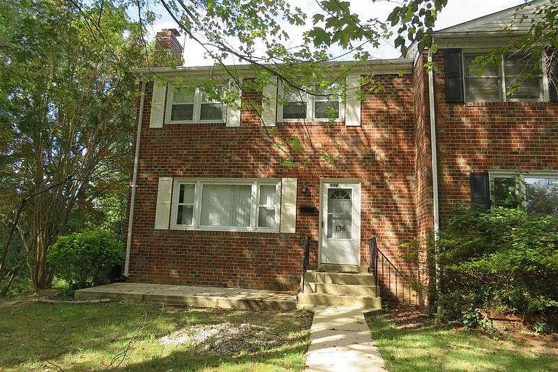 1st image of 136 Charles Pl