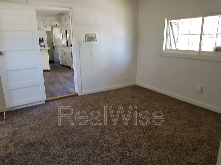 1483 Fruitdale Dr — Photo 10