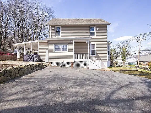4 bed, $3,950 — Photo 2