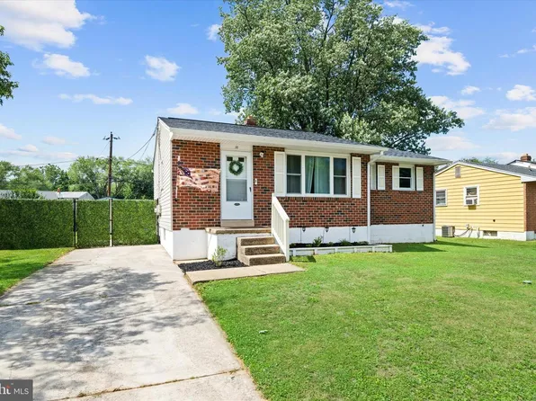 38 Greenridge Rd, Newark, DE 19711