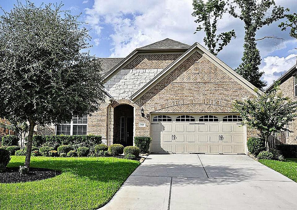 1st image of 139 Clearmont Pl