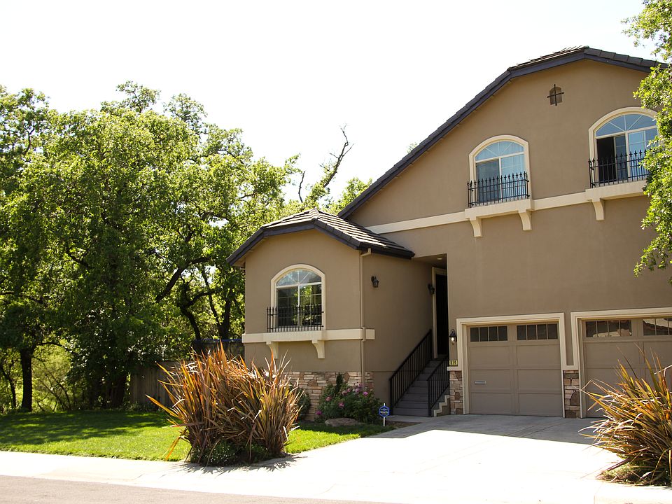 1st image of 814 Machado Ln