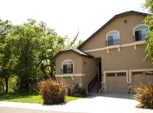 814 Machado Ln, Roseville, CA 95678