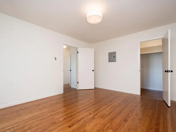 815 Burlingame Ave APT 4, Burlingame, CA 94010