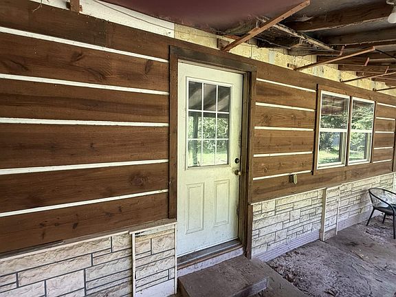 3rd image of 220 Polk Rd #18