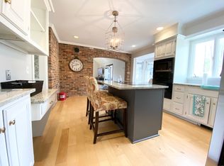 61 High Rock Road, Newtown, CT 06482