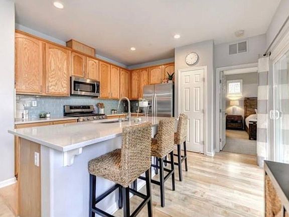 2nd image of 870 Sierra View Cir Unit 1