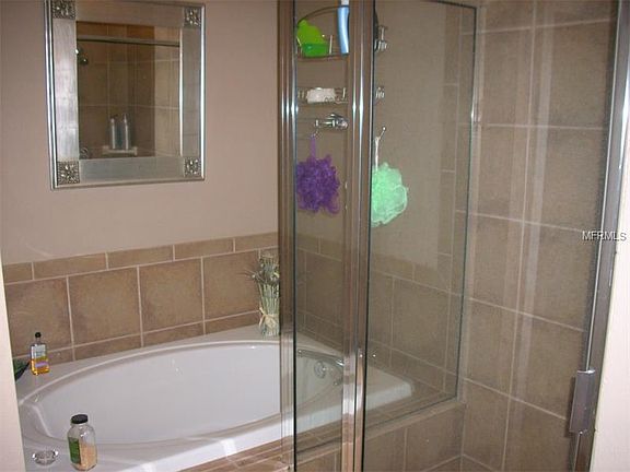 4th image of 192 Valencia Cir