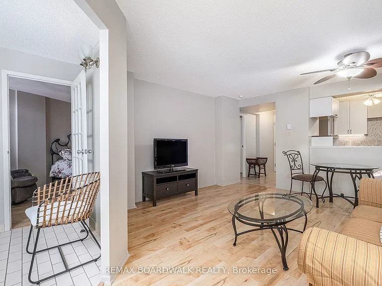 1025 Grenon Ave #210 — Photo 4