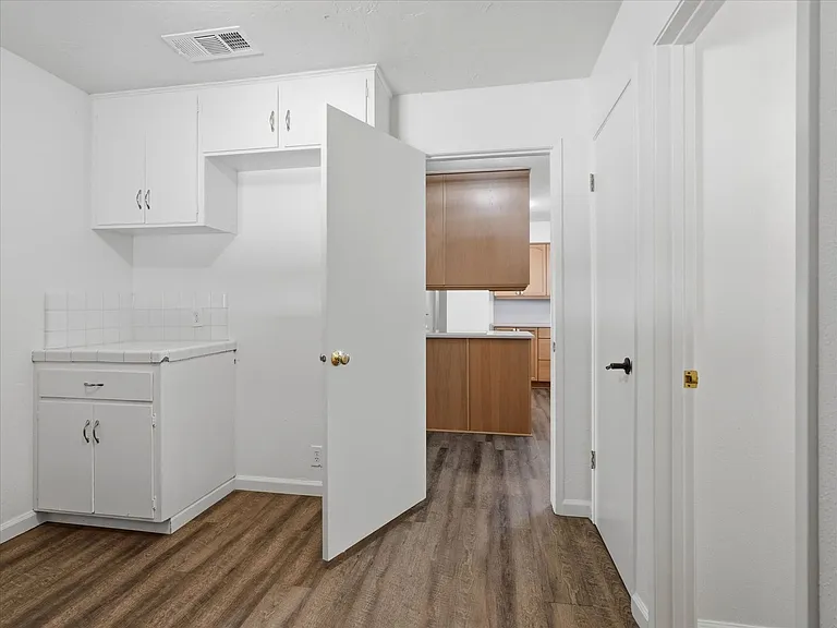 2224 N Bethel Ave — Photo 33