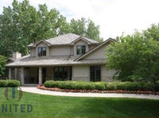240 Firethorn Trl, Dakota Dunes, SD 57049