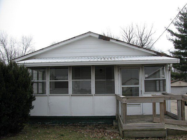 1st image of 337 E Fairground St
