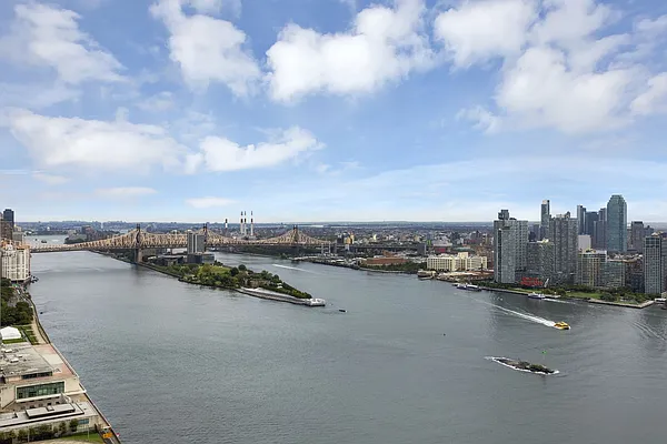 Rented by Compass | media 11