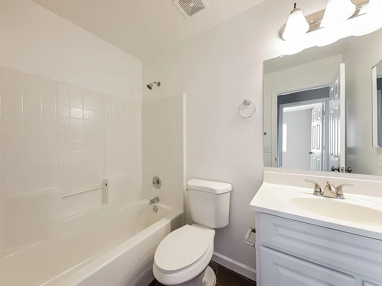 13033 W Redfield Rd — Photo 10