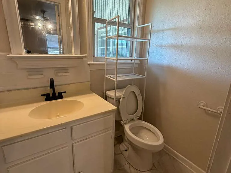 5048 Kent Ave — Photo 11