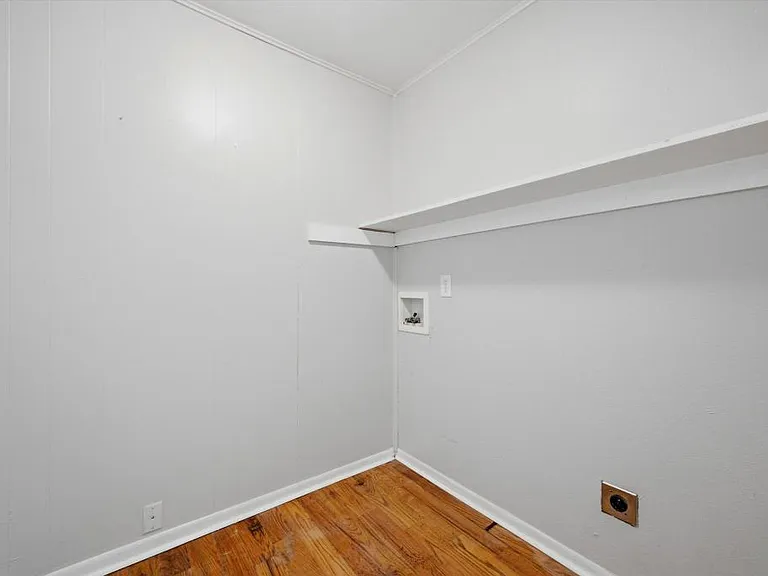 2521 N Hickory St — Photo 23