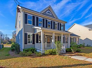 422 Hamlet Cir, Goose Creek, SC 29445