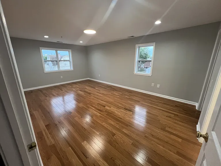 220 Prospect Ave #1B — Photo 12