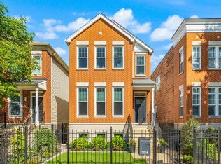 324 W Goethe St, Chicago, IL 60610
