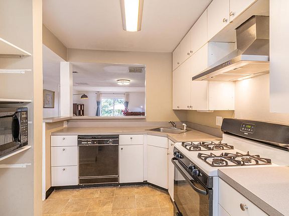 5th image of 3636 Taliluna Ave APT 408