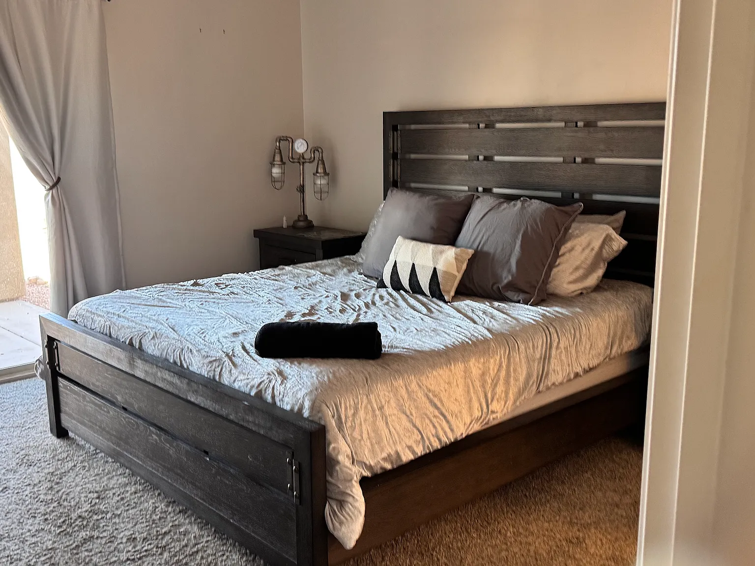 3 bed, 1419 sqft, $2,649 — Photo 4
