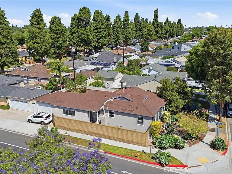 3403 Roxanne Ave — Photo 20