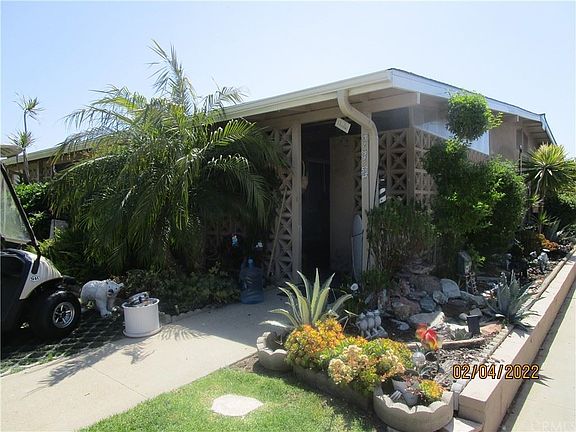 3rd image of 13630 Alderwood Ln #M4-77g