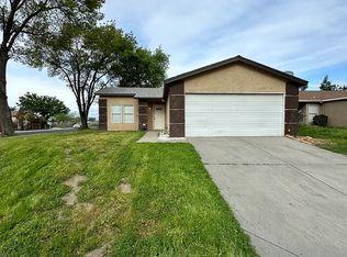 1129 Desert Pine Ct, Modesto, CA 95351