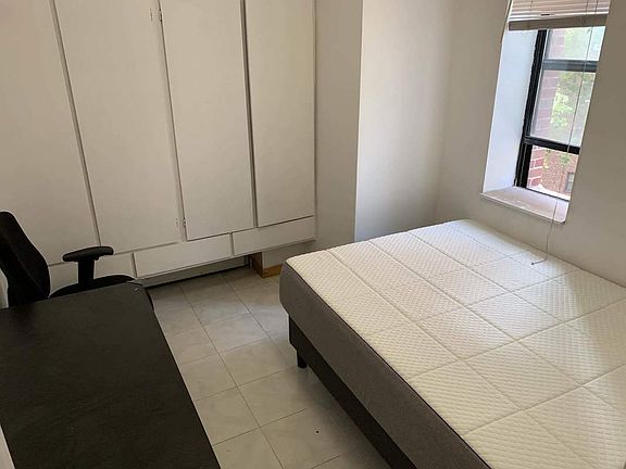 4th image of 167 Sands St APT 304