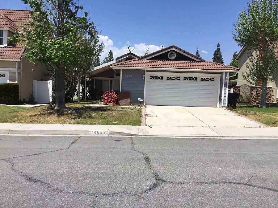 1st image of 14052 Mountain High Dr