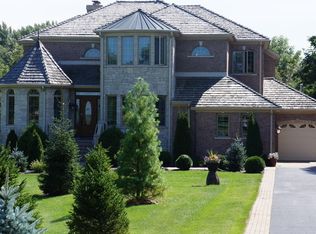 6877 September Blvd, Long Grove, IL 60047