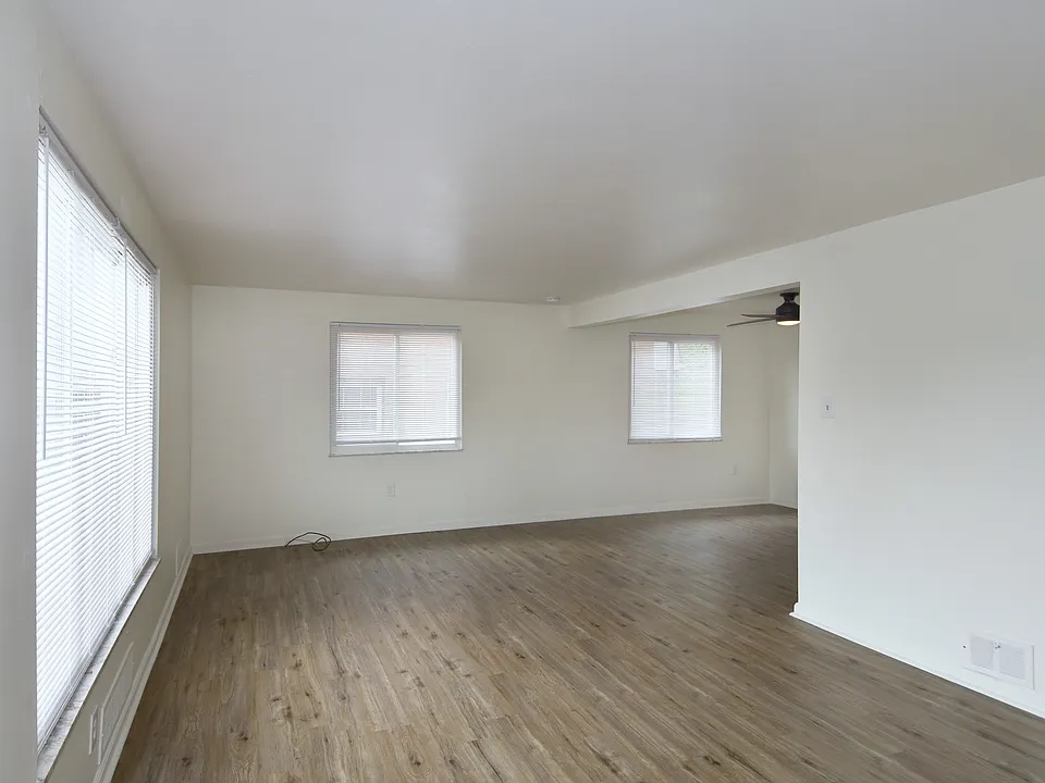 3156 Glendale Ave #1