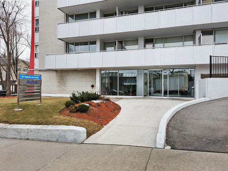 551 Eglinton Ave E #50002A-120 — Photo 9