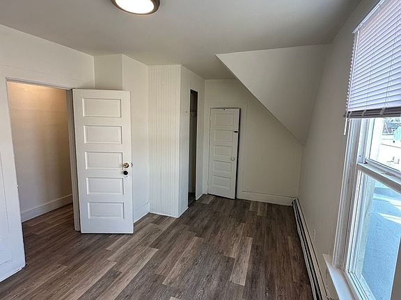 4th image of 1615 8th Ave APT 4