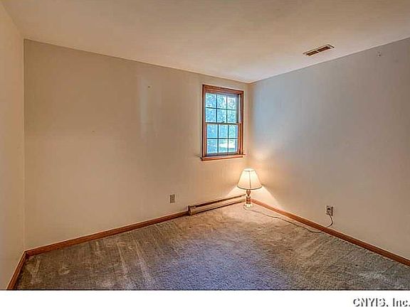 5th image of 155 Idlewood Blvd