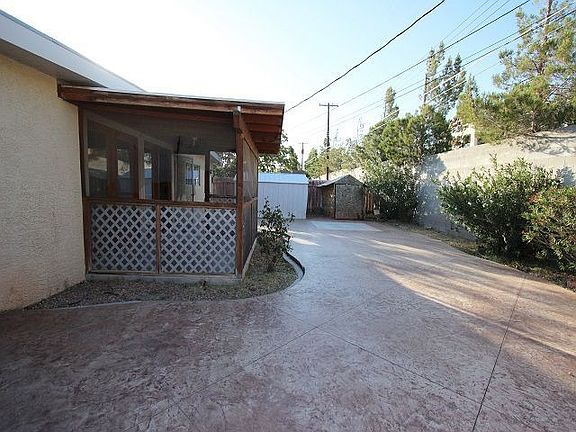 3rd image of 4706 Sheppard Dr
