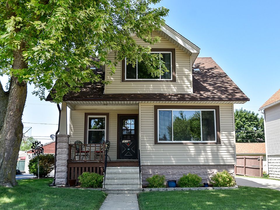 1st image of 1632 Milwaukee Ave