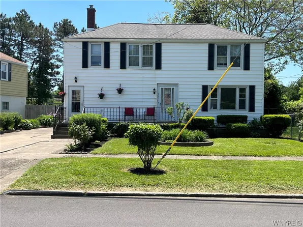 7519 Frontier Ave, Niagara Falls, NY 14304
