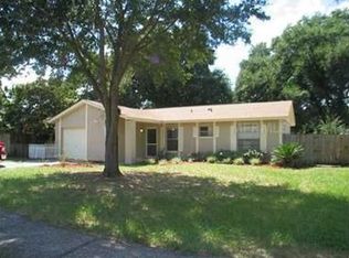 211 Faithway Dr, Seffner, FL 33584
