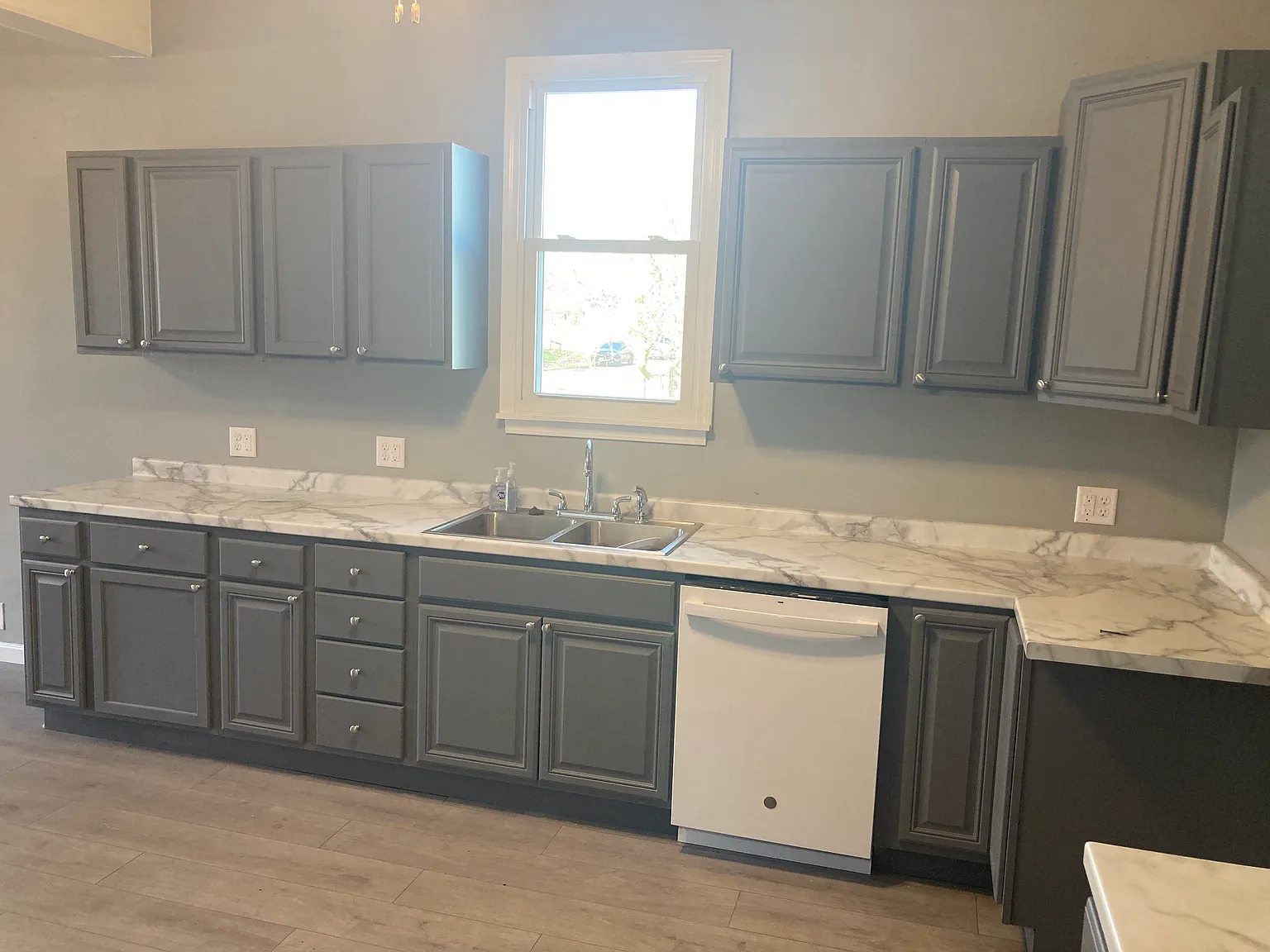 3 bed, 1000 sqft, $1,399 — Photo 3