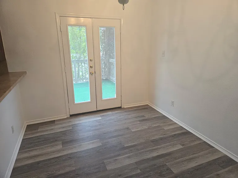 405 Point Valley — Photo 4